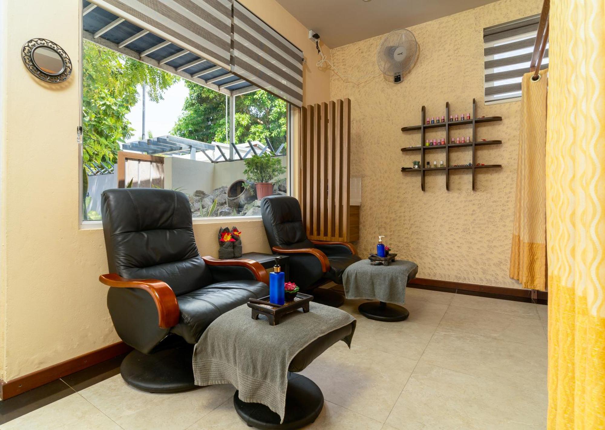 Nala Veli Beach & Spa Ukulhas Buitenkant foto