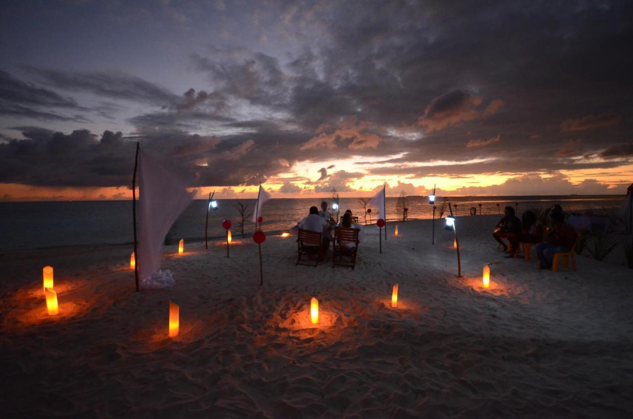Nala Veli Beach & Spa Ukulhas Buitenkant foto