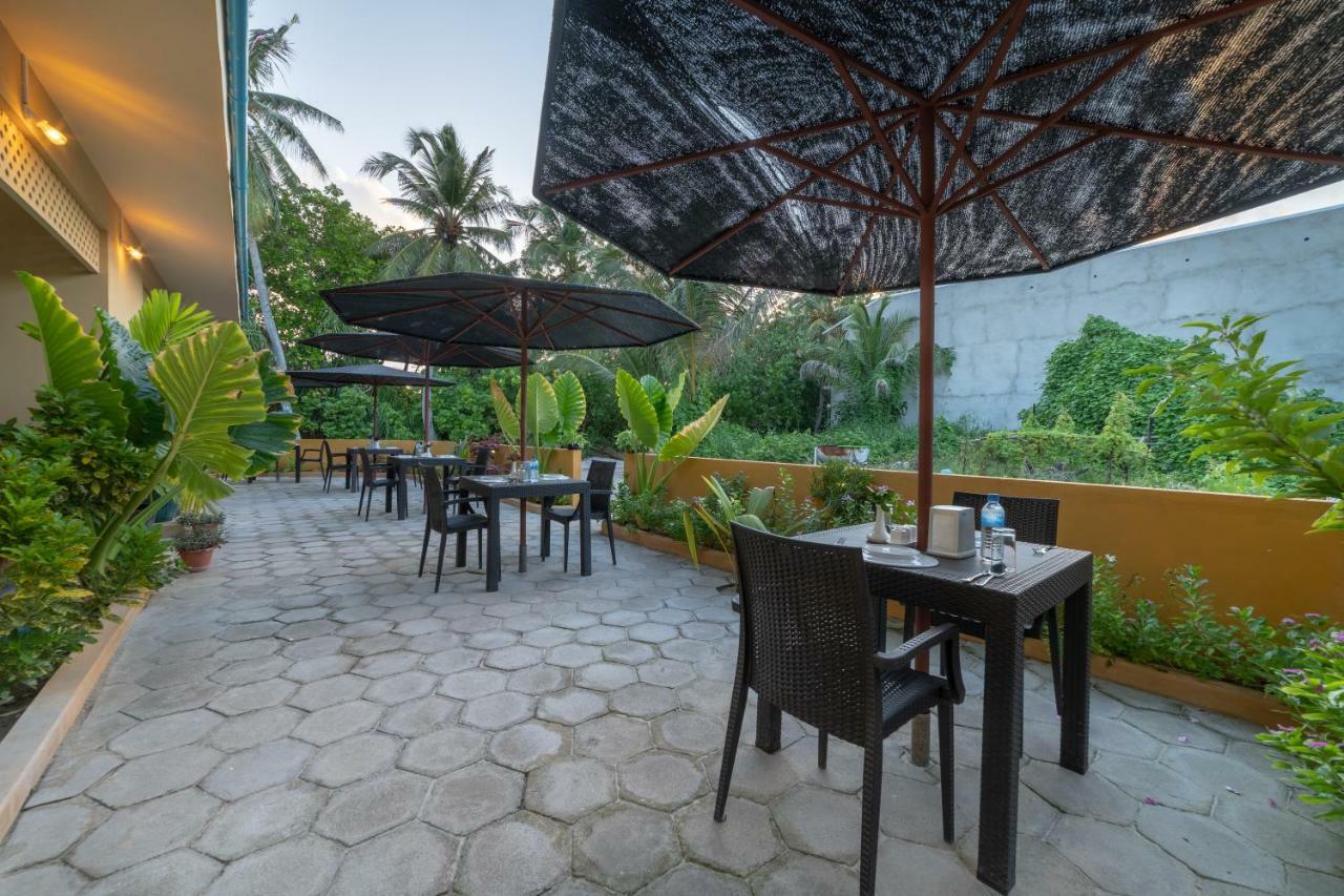 Nala Veli Beach & Spa Ukulhas Buitenkant foto