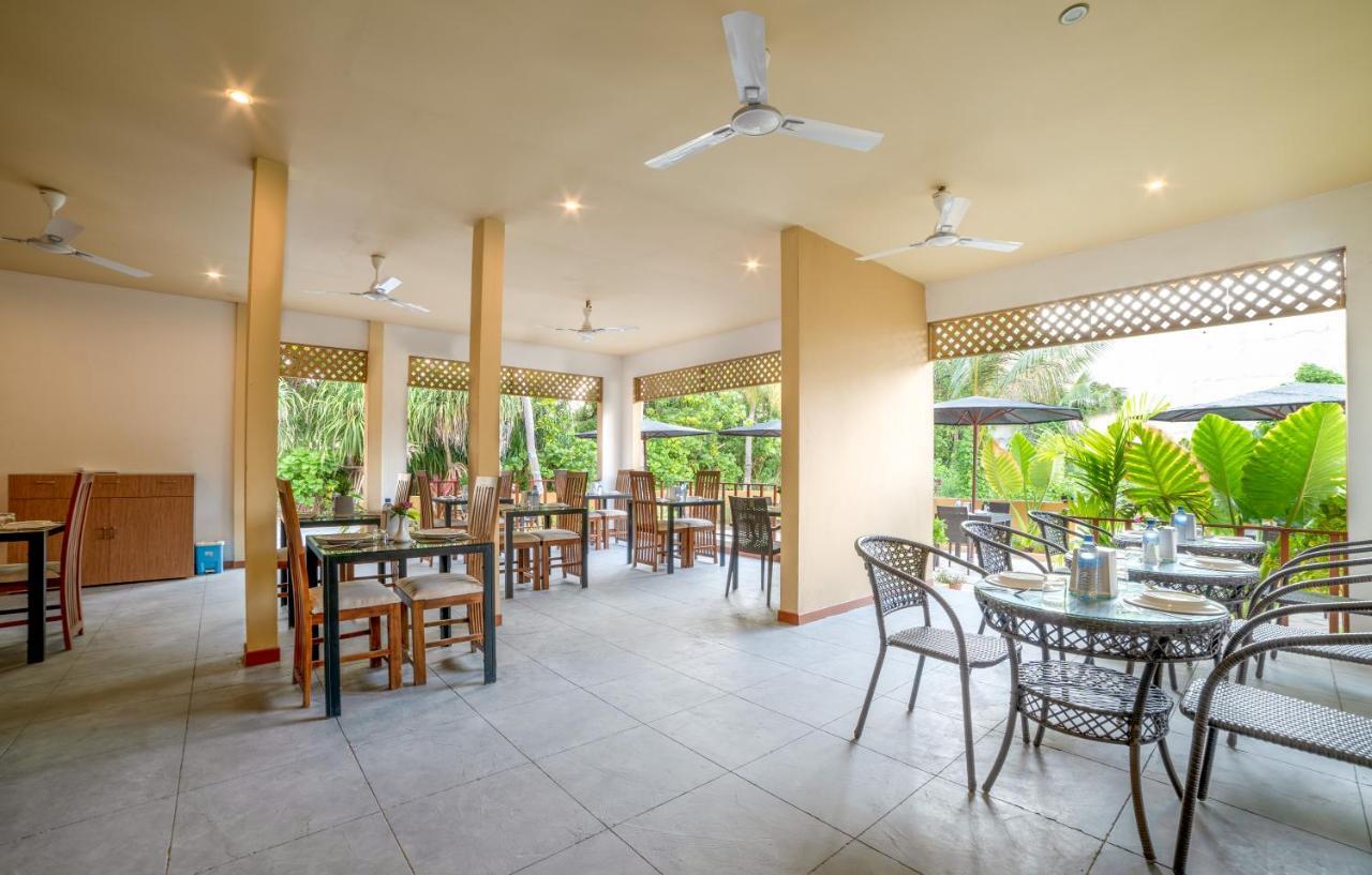 Nala Veli Beach & Spa Ukulhas Buitenkant foto